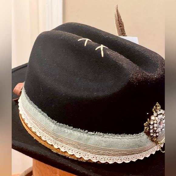Handmade/Decorated 100% Wool Western Festival Burned Black Hat with Feathers - Picture 3 of 11